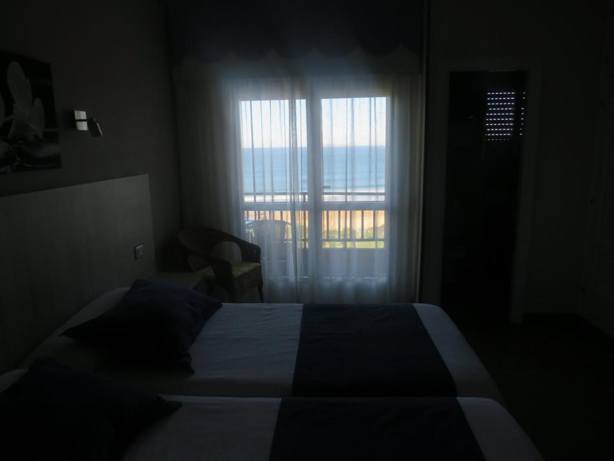 Hotel Foxos Playa de la Lanzada ภายนอก รูปภาพ