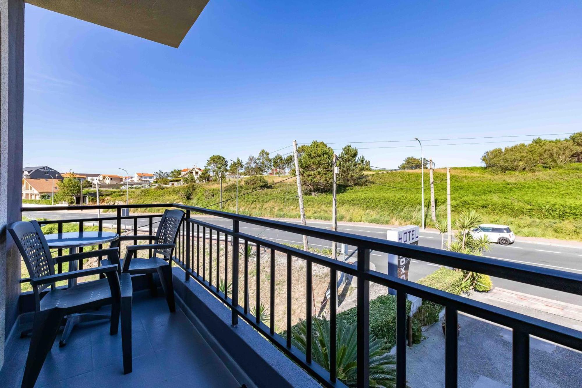 Hotel Foxos Playa de la Lanzada ภายนอก รูปภาพ
