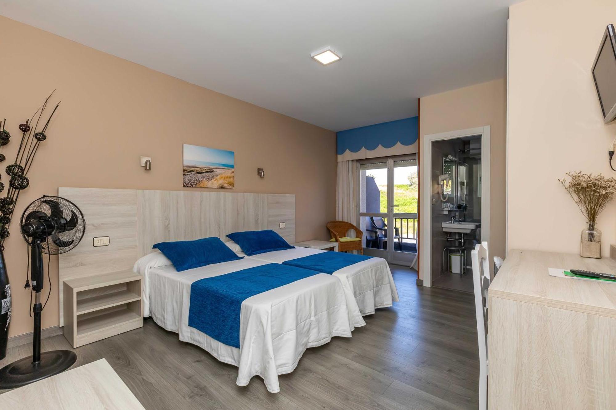 Hotel Foxos Playa de la Lanzada ภายนอก รูปภาพ